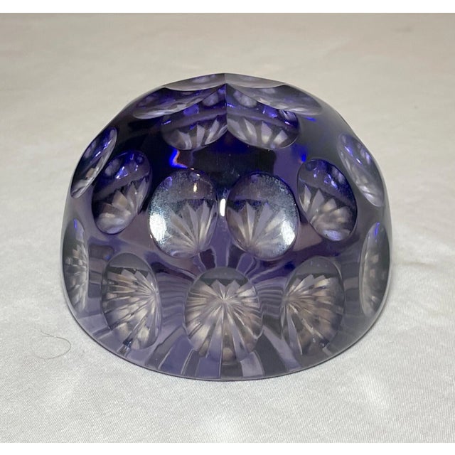 1970s Vintage Hand Made Cut to Clear Purple Amethyst Glass Desk Paperweight Crystal For Sale - Image 5 of 9