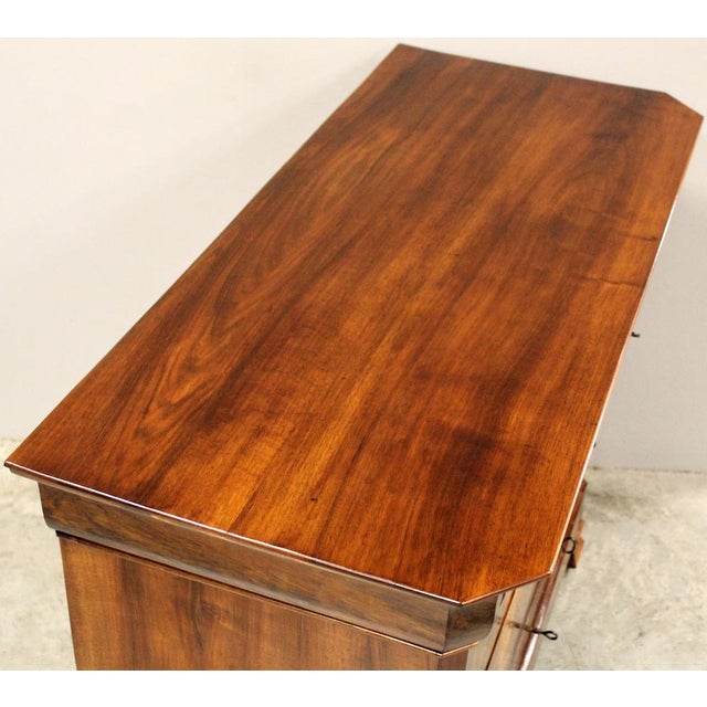 19th Century Louis Philippe Chest of Drawers in Walnut For Sale - Image 9 of 10