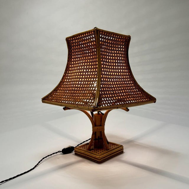 Mid-Century Modern Bamboo and Wicker Table Lamp, 1960s For Sale - Image 4 of 8
