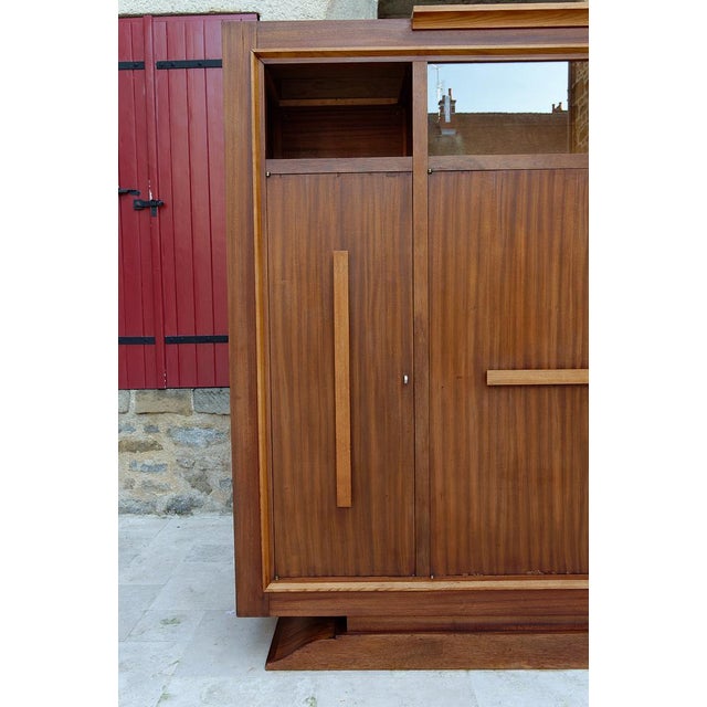Brown Modernist Art Deco Bookcase / Cabinet attributed to Auguste Vallin, France, 1930s For Sale - Image 8 of 18