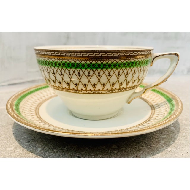 Meakin & Co. Antique English Bone China J & G Meakin Tea, Coffee Cup & Saucer, Westminster Pattern Featuring an Intricate Green & Gold Band on White- Set of 6 For Sale - Image 4 of 12