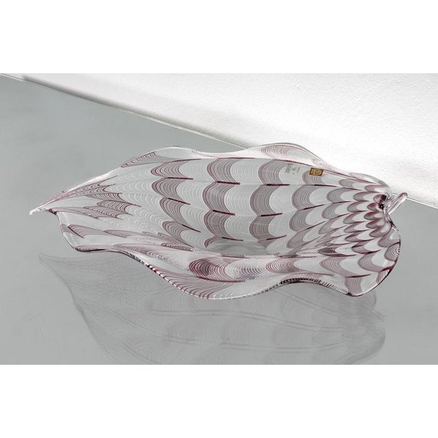 Mid-Century Modern Leaf-Shaped Bowl in Blown Murano Glass by L. Zanetti, 1970s For Sale - Image 4 of 12