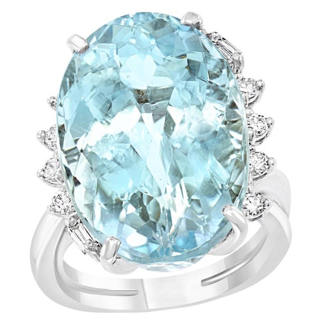 25 Carat Natural Aquamarine and Diamond Cocktail Ring 18 Karat Gold, Estate For Sale - Image 15 of 18