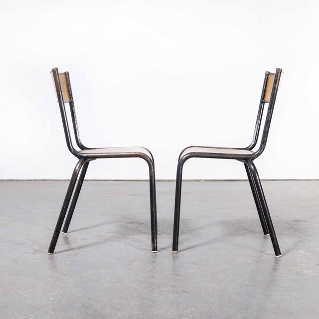 French Stacking 510 Dining Chairs with Black Frame from Mullca, 1960s, Set of 4 For Sale - Image 6 of 18