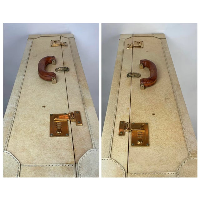 Italian Suitcase From the 1974 Film: “Murder on the Orient Express” For Sale - Image 9 of 12