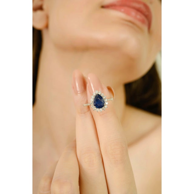 Ink Blue Vr Jewels 1.62 Ct Royal Blue Sapphire Diamond Ring Size 6 in 18k White Gold For Sale - Image 8 of 11