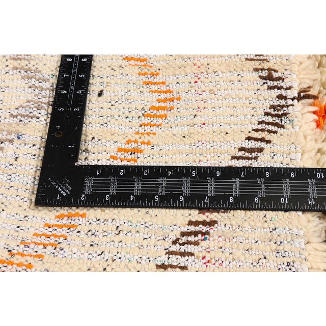 Textile Vintage Azilal Moroccan Rug, 03'00 X 06'05 For Sale - Image 7 of 10