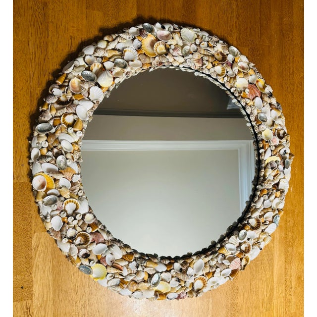 Nautical Palm Beach Seashell Encrusted Round Mirror Circa 1970s For Sale - Image 3 of 9