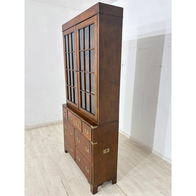 English Colonial Display Cabinet in Mahogany For Sale - Image 5 of 11