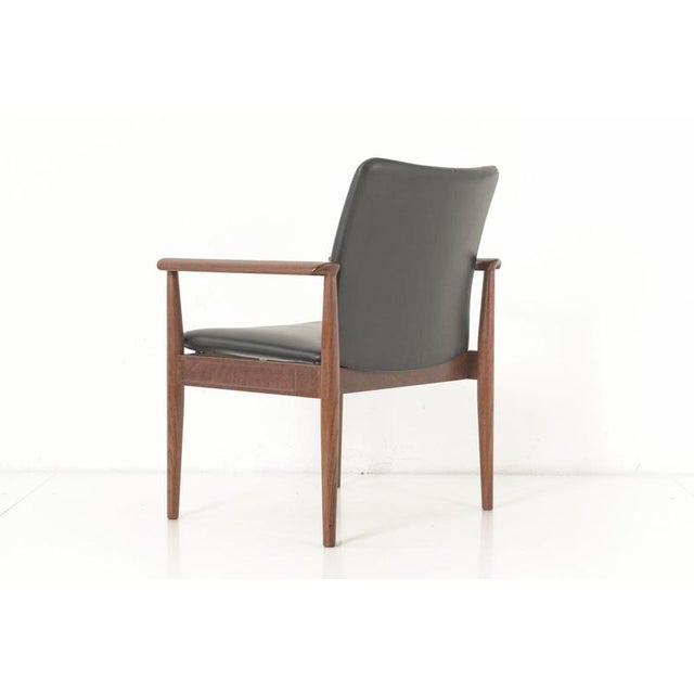 FD 901 Diplomat Armchair in Teak by Finn Juhl for France and Son, Denmark, 1961 For Sale - Image 3 of 17
