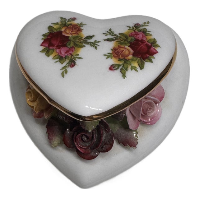 Vintage Royal Albert Old Country Roses Bone China Heart Trinket Box, England For Sale