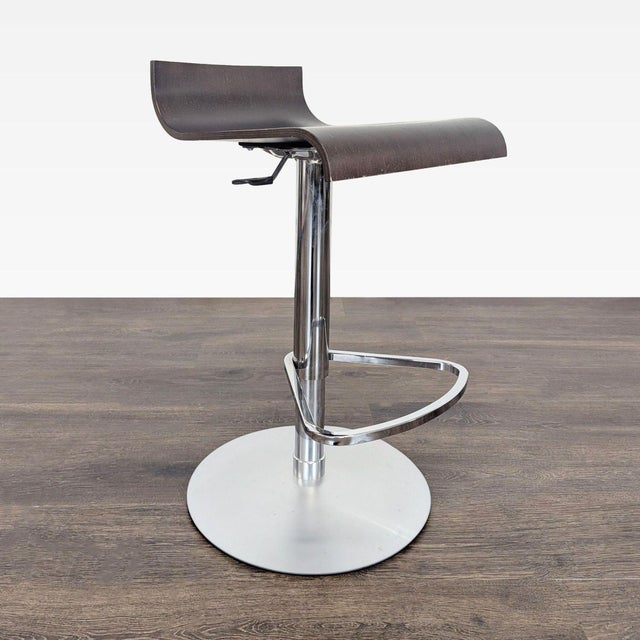 Modern Attributed Pair of Ligne Roset Pam Bar Stools For Sale - Image 3 of 11