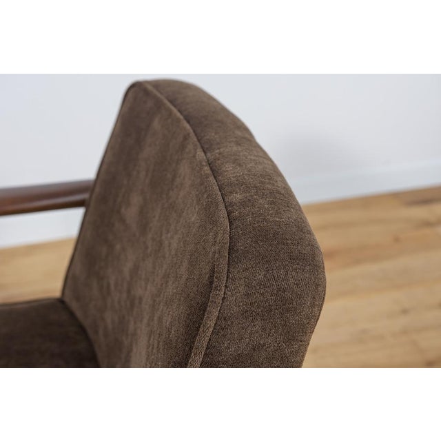 GFM-87 Armchair by Juliusz Kedziorek for Gościcińskie Furniture, 1960 For Sale - Image 16 of 18