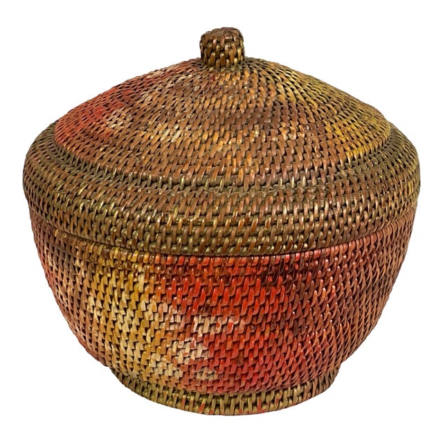 Vintage, Fine Woven, Rattan, Lided Basket Circa 1920s For Sale