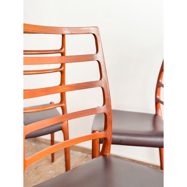 Mid-Century Danish Model 82 Embassy Chairs in Teak and Leather by Niels O. Møller for J. L. Mollers, Set of 6 For Sale - Image 12 of 18