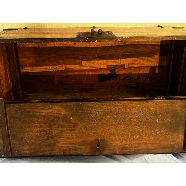 19th Century Korean Dynasty Pine & Iron "Ton-Kwe" Money Chest For Sale In Memphis - Image 6 of 18