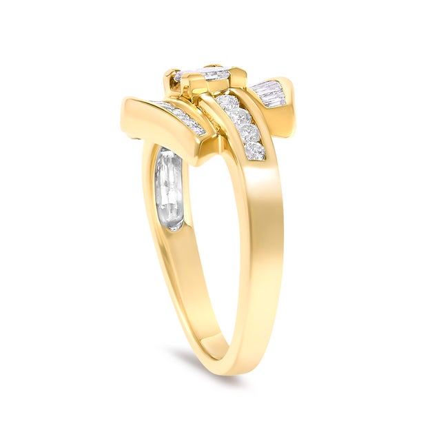 2020s 14K Yellow Gold 1.0 Cttw Princess Diamond Geometric Cocktail Ring For Sale - Image 5 of 6
