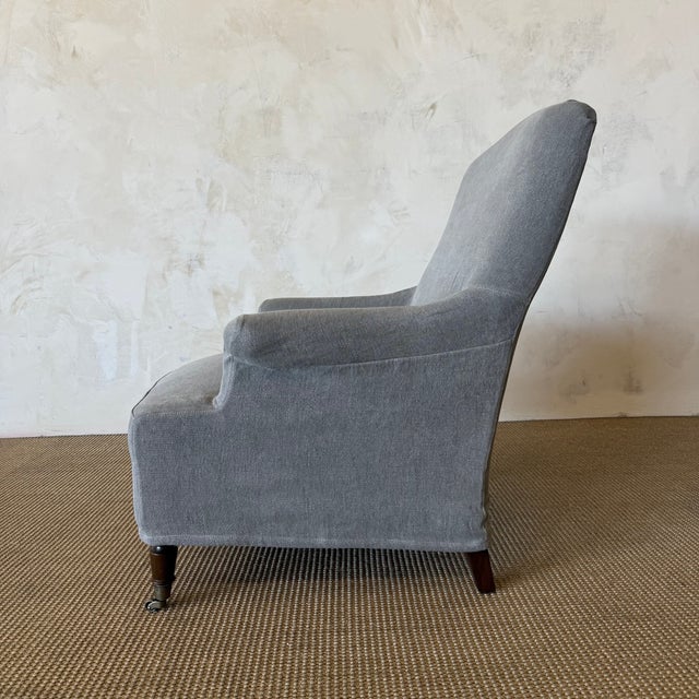 Introducing the Alma Accent Chair – a timeless piece crafted for comfort and style. Made with heavy-weight linen and...