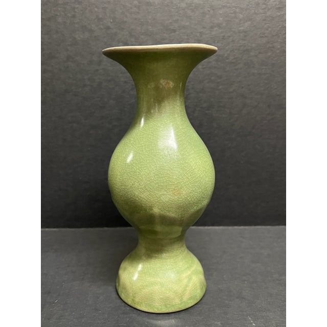 CHINESE ART DECORATIVE CELADON PORCELAIN VASE ITEM NAME: CHINESE ART DECORATIVE CELADON PORCELAIN VASE ORIGIN: CHINA AGES:...
