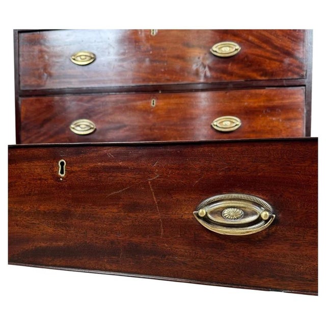 A superb 18th century mahogany chest on chest, showcasing the elegance, practicality and exceptional craftsmanship...