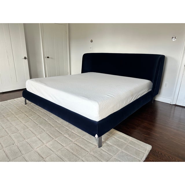 Ligne Roset Contemporary Desdemone Bed Attributed to Ligne Roset For Sale - Image 4 of 6