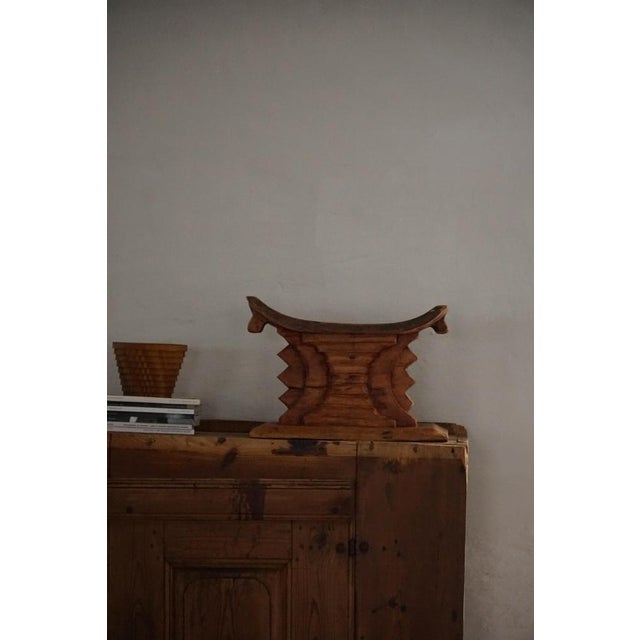 West African Hand Carved Hardwood Ashanti Stool, 1960s For Sale - Image 4 of 14