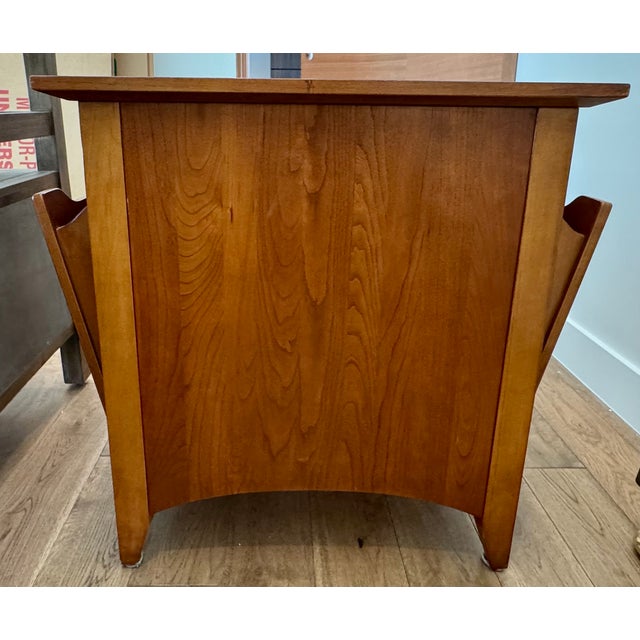 Thomasville 1990s Thomasville End Table-Mid Century Magazine Holder For Sale - Image 4 of 8
