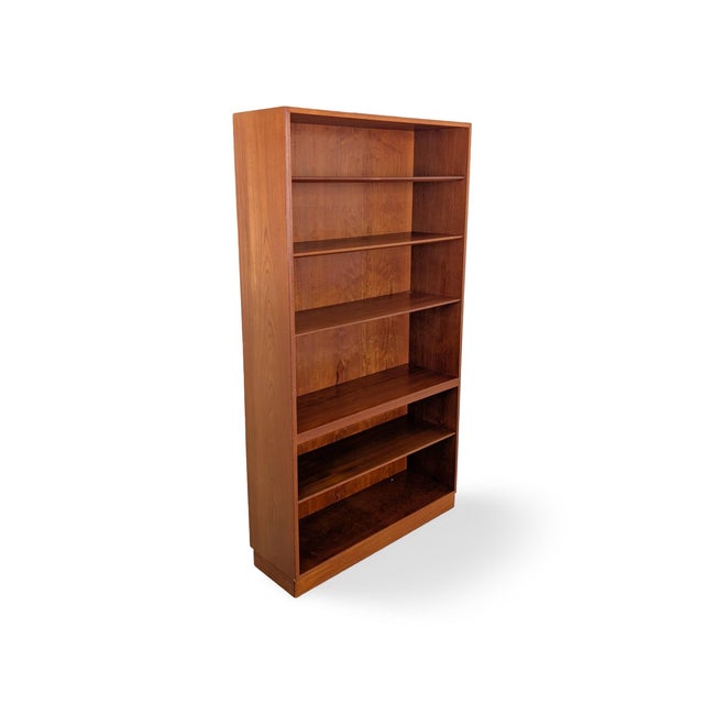 Søborg Møbelfabrik Teak Bookcase by Børge Mogensen for Søborg Møbelfabrik, 1960s For Sale - Image 4 of 11