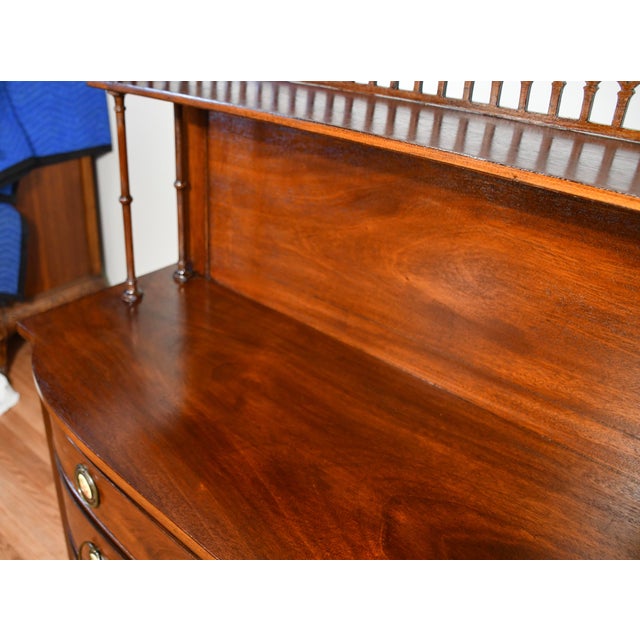 1920s 1920s Antique Sohan Ny English Sheraton Solid Mahogany Server / Buffet For Sale - Image 5 of 18