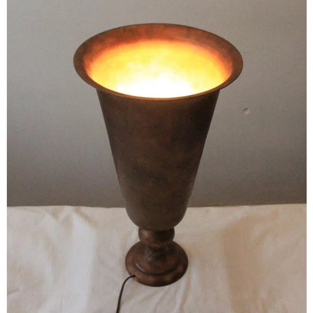 Contemporary Art Deco Minimalist Tulip Table Lamp, 1960s For Sale - Image 3 of 11