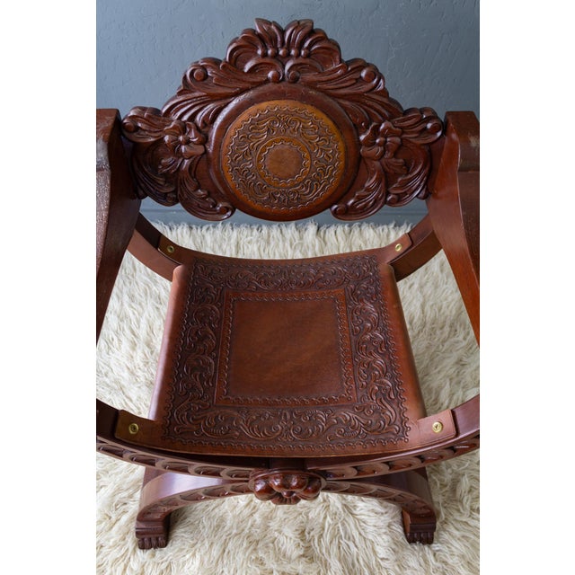 Spanish Colonial Savonarola Chair With Carved Lion Heads and Tooled Leather For Sale - Image 10 of 18