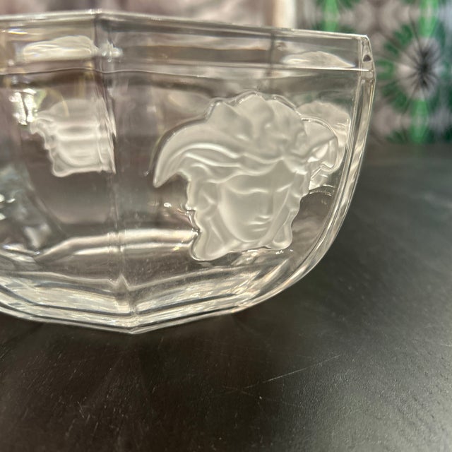 Figurative Versace by Rosenthal Crystal Medusa Faceted Bowl For Sale - Image 3 of 12
