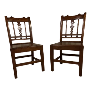 Early 19th Century Pair of English Regency Hall Chairs With Plank Seats