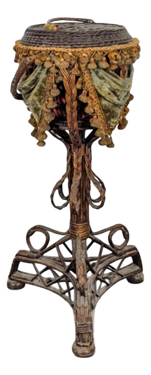 Napoleon Rattan Worker