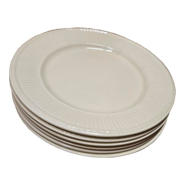 Set of 6 Vintage Wedgewood Windsor Dinner Plates For Sale