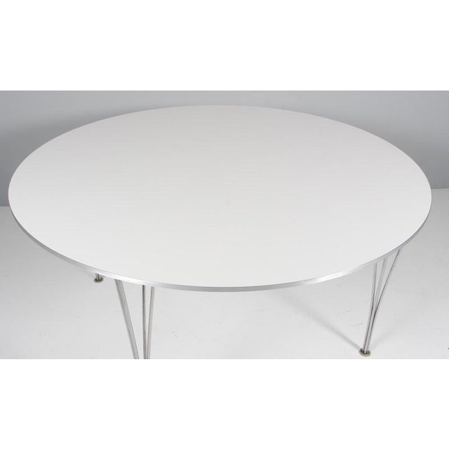 Metal Vintage Round Table by Piet Hein & Bruno Mathsson for Fritz Hansen, 2017 For Sale - Image 7 of 9