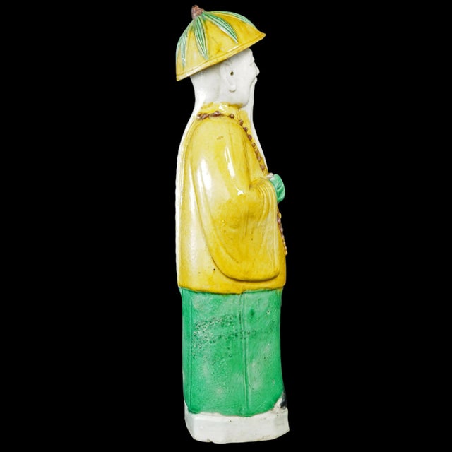 1900s Late Qing/Republic Chinese Mandarin Elderly Man Porcelain Figure For Sale - Image 4 of 11
