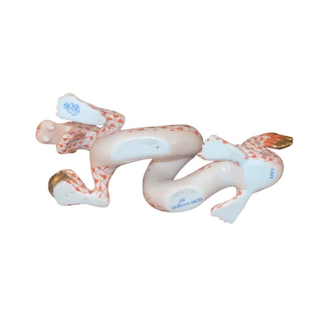 White Set of Ten Herend Fishnet Porcelain Animal Figurines. Hungary, 20th Century. For Sale - Image 8 of 9