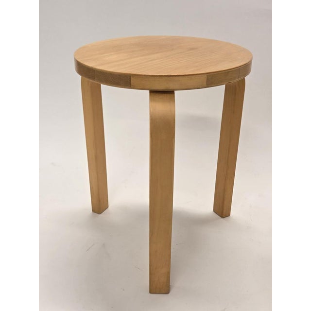 Model 60 Stools by Alvar Aalto for Artek, 1960s, Set of 2 For Sale - Image 3 of 12