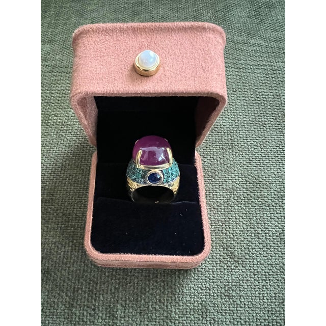 Bochic "Orient" Sapphire, Emerald & Ruby Cocktail Ring Set 18K Gold & Silver For Sale In New York - Image 6 of 18