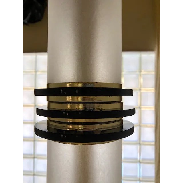 Vintage 1960's Mid Century Modern Brass and Lucite Bauer Torchiere Floor Lamp For Sale In West Palm - Image 6 of 9