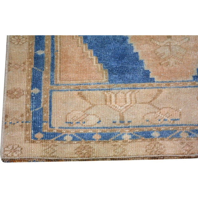 1950s Vintage Turkish Anatolian Hand Knotted Wool Rug, 2'6''x5'2'' For Sale - Image 5 of 5