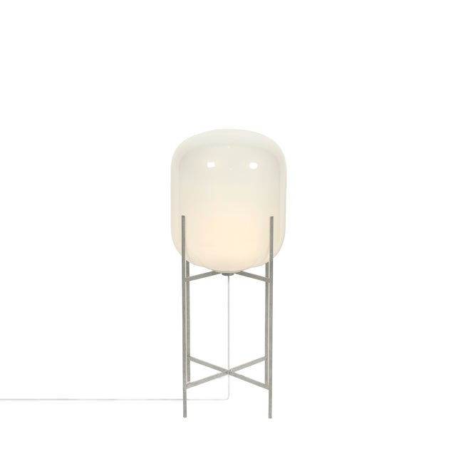 Contemporary Oda Medium in Moonlight White and Galvanized Floor Lamp by Sebastian Herkner for Pulpo For Sale - Image 3 of 3