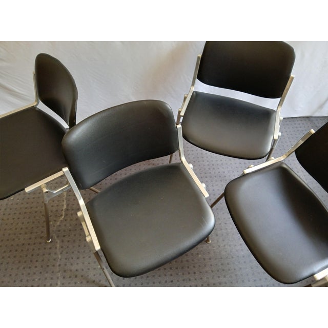 DSC 106 Chair by Giancarlo Piretti for Castelli, 1960s, Set of 4 For Sale - Image 3 of 18