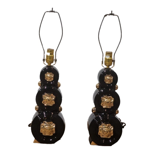 Pair of Mid 20th Century Hollywood Regency Style Black Rounded Lamps For Sale
