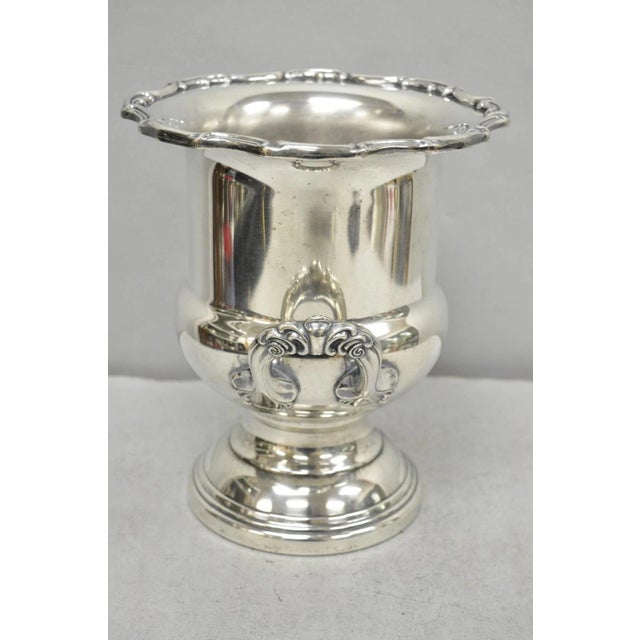 Traditional Vintage Leonard Silver Plated Trophy Cup Urn Champagne Chiller Bar Ice Bucket For Sale - Image 3 of 13