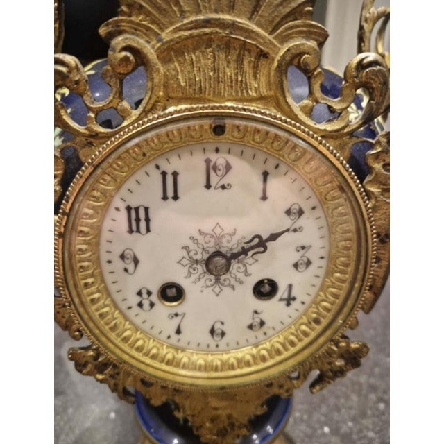Mantel Clock in Bronze and Ceramic For Sale - Image 5 of 12
