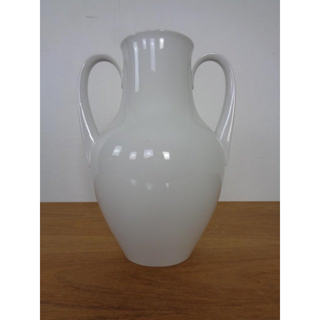 Porcelain Salier Vase by Siegmund Schütz for KPM Berlin, Germany, 1951 For Sale - Image 3 of 15