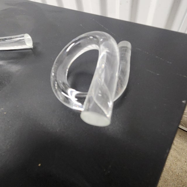 Dorothy Thorpe Glass Knot Napkin Rings - Set of 8, Late 20th Century For Sale - Image 4 of 5