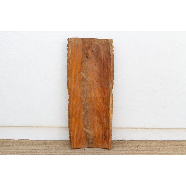 Carved Wooden Māori Poupou Guardian Post For Sale - Image 4 of 5